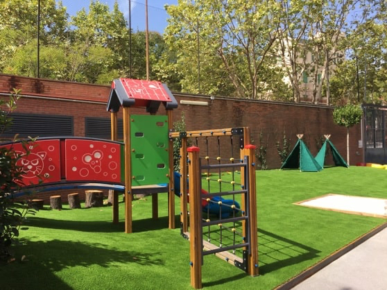 Patio infantil Colegio Padre Damian SSCC, Barcelona