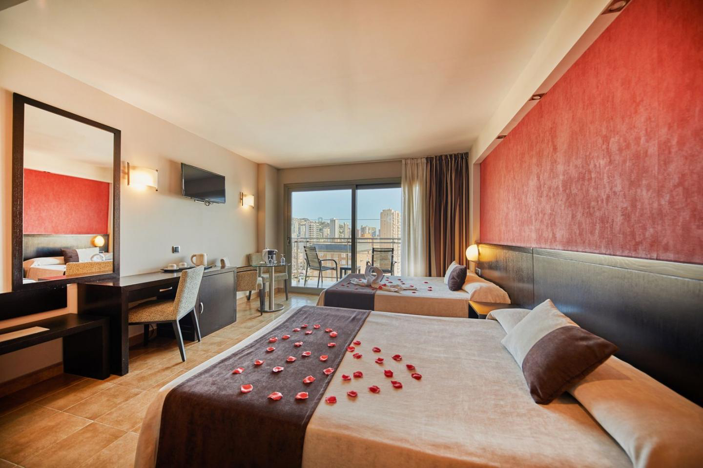 Junior suite Hotel Mónaco, Benidorm (Alicante)